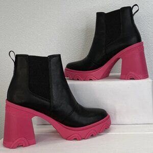 NEW SOREL Women’s Black Chelsea Boots